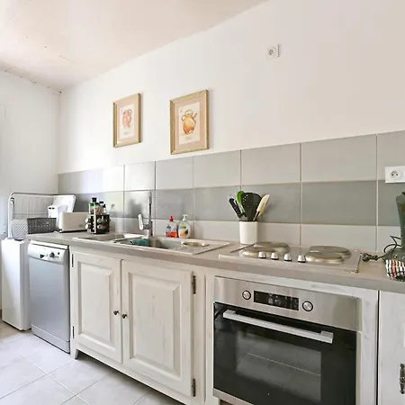 公寓 2 Bedroom Gorgeous In