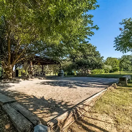 2 Bedroom Gorgeous In 公寓 *